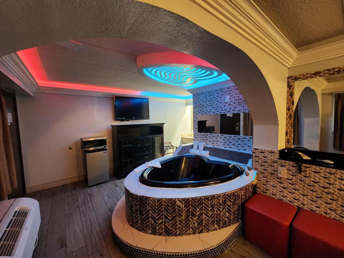 Americas Best Value Inn And Suites Little Rock Bagian luar foto