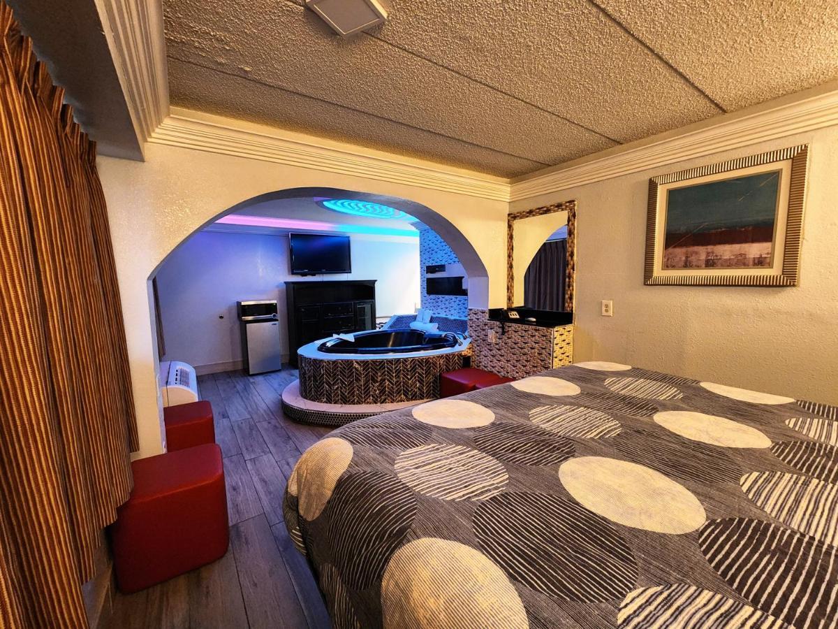 Americas Best Value Inn And Suites Little Rock Bagian luar foto