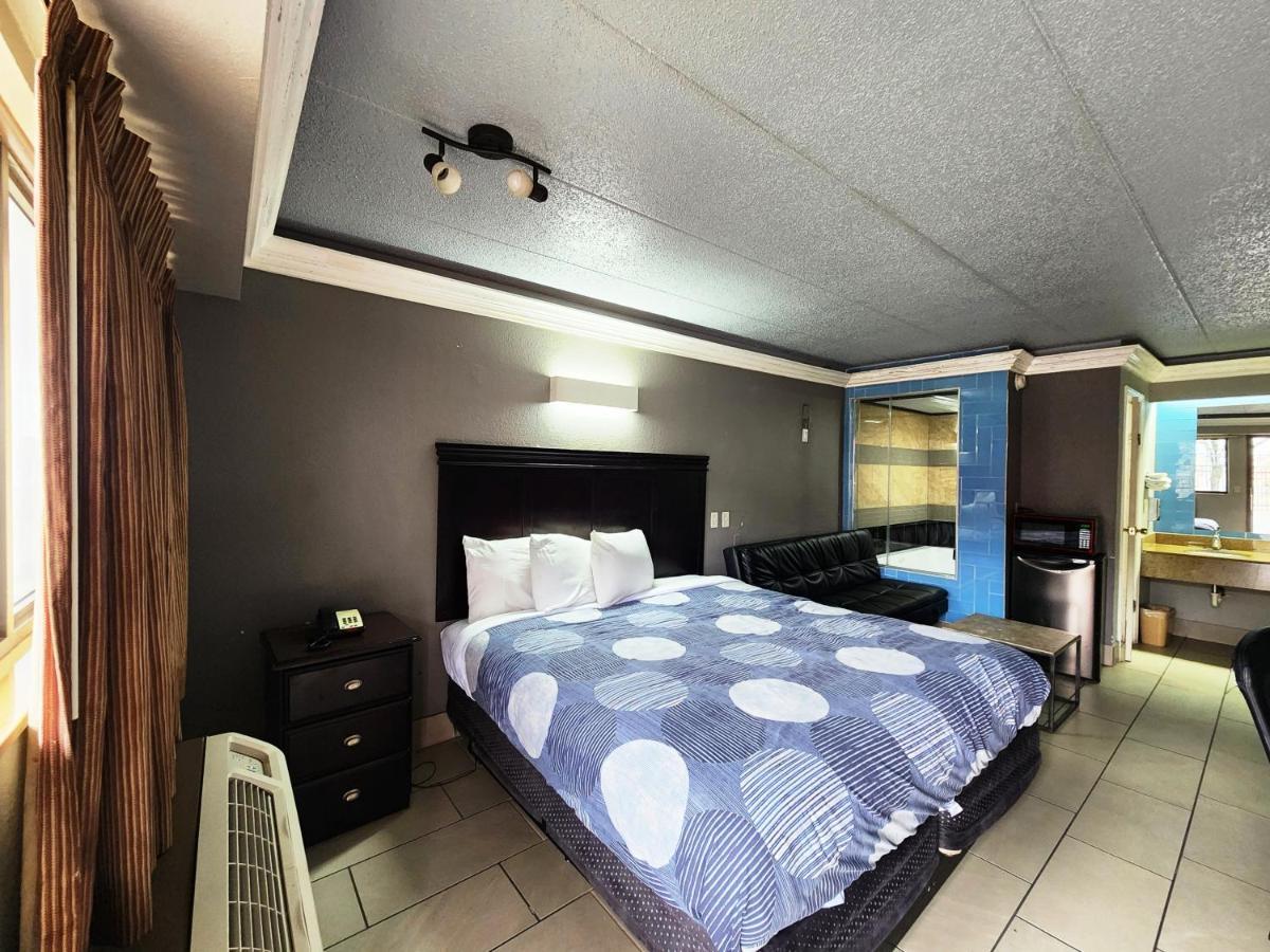 Americas Best Value Inn And Suites Little Rock Bagian luar foto