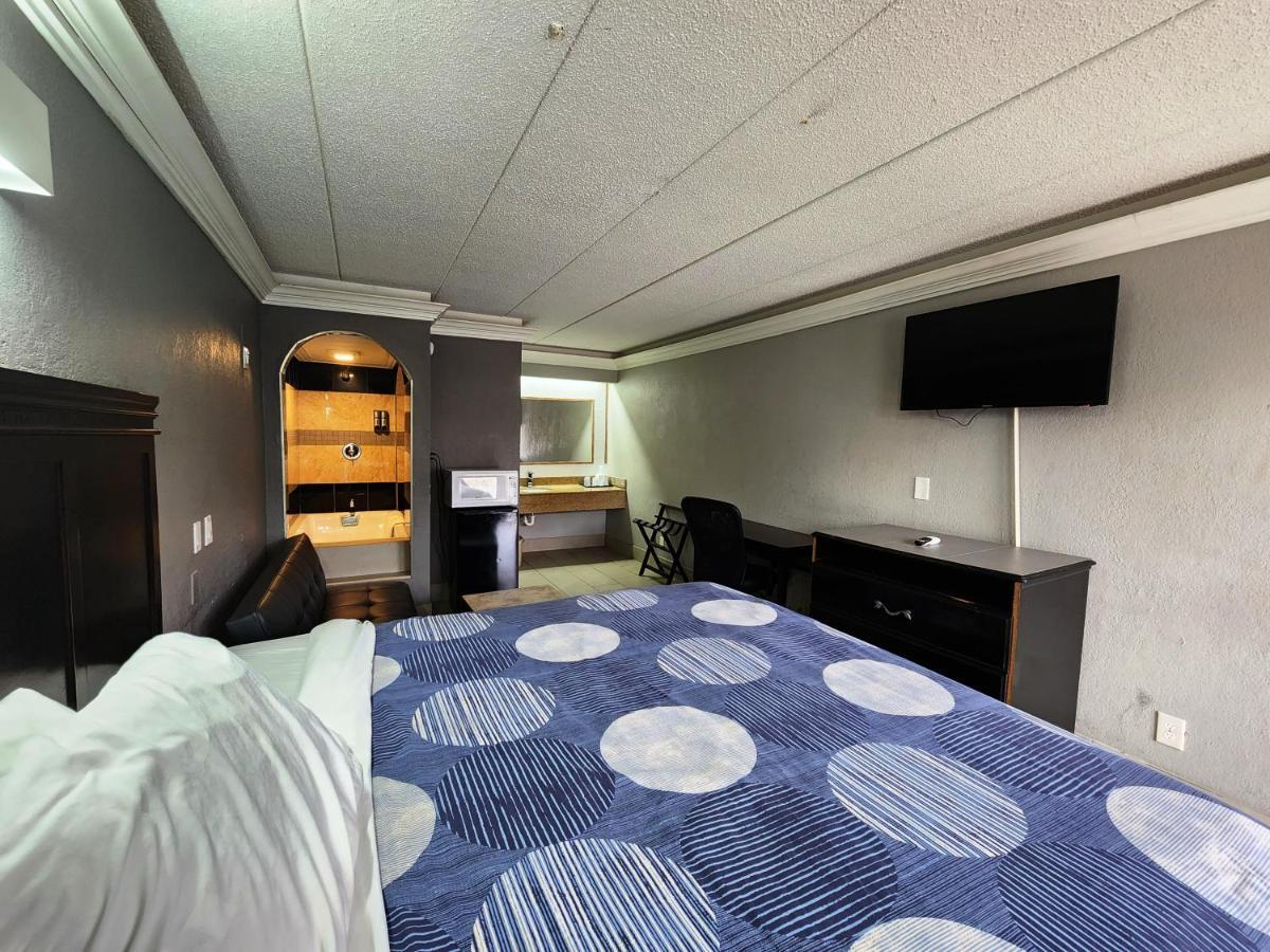 Americas Best Value Inn And Suites Little Rock Bagian luar foto
