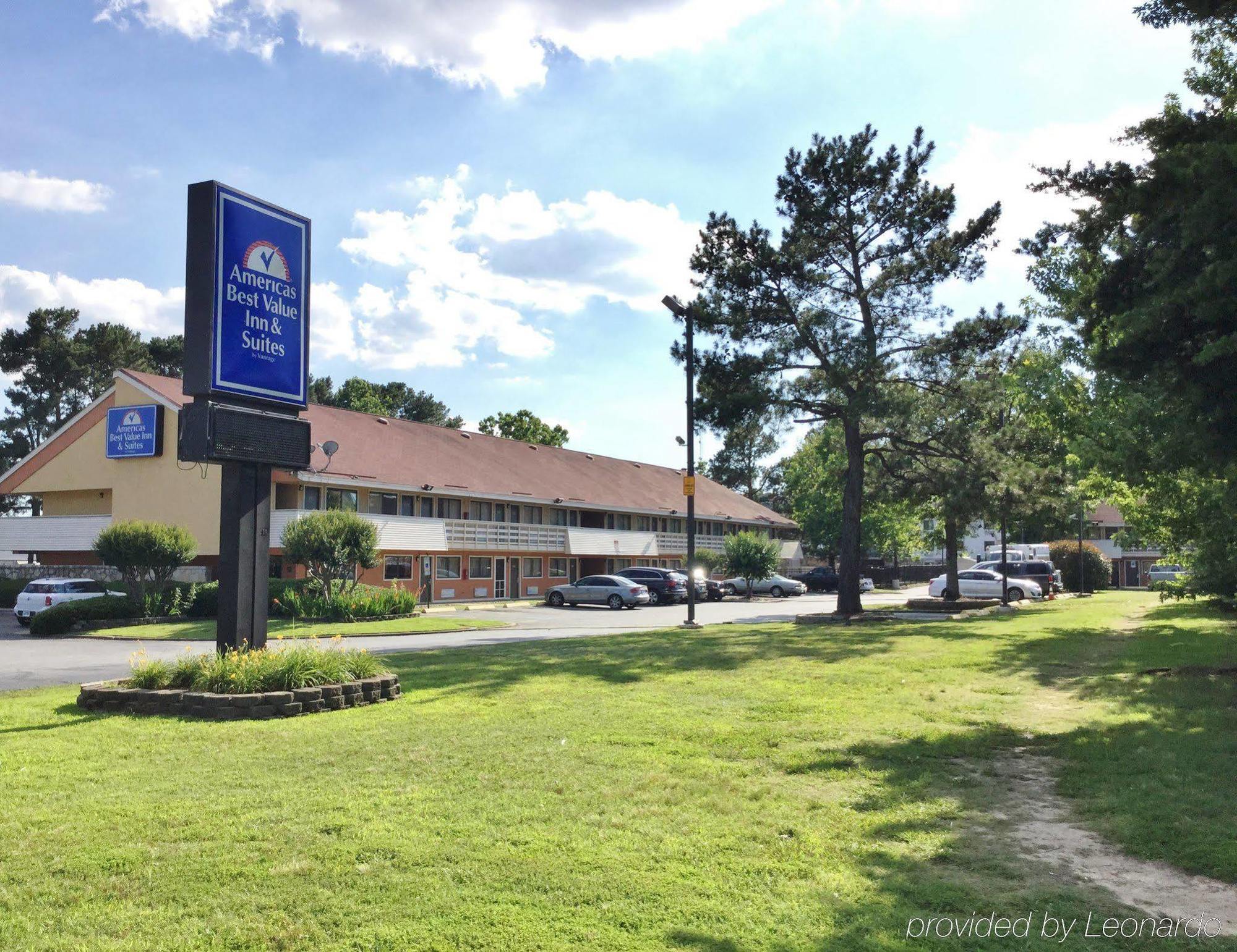 Americas Best Value Inn And Suites Little Rock Bagian luar foto