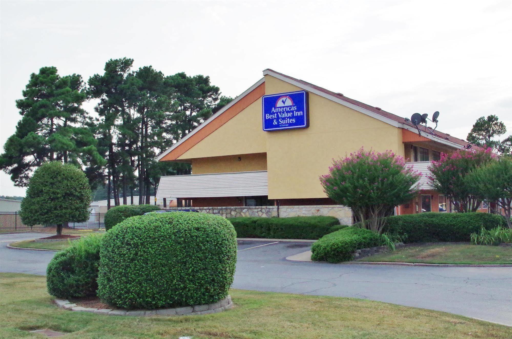 Americas Best Value Inn And Suites Little Rock Bagian luar foto